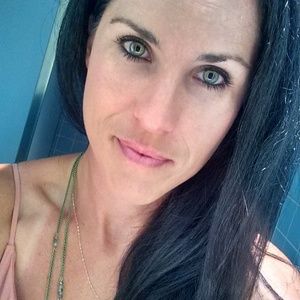 Meet your Posher, Carrie